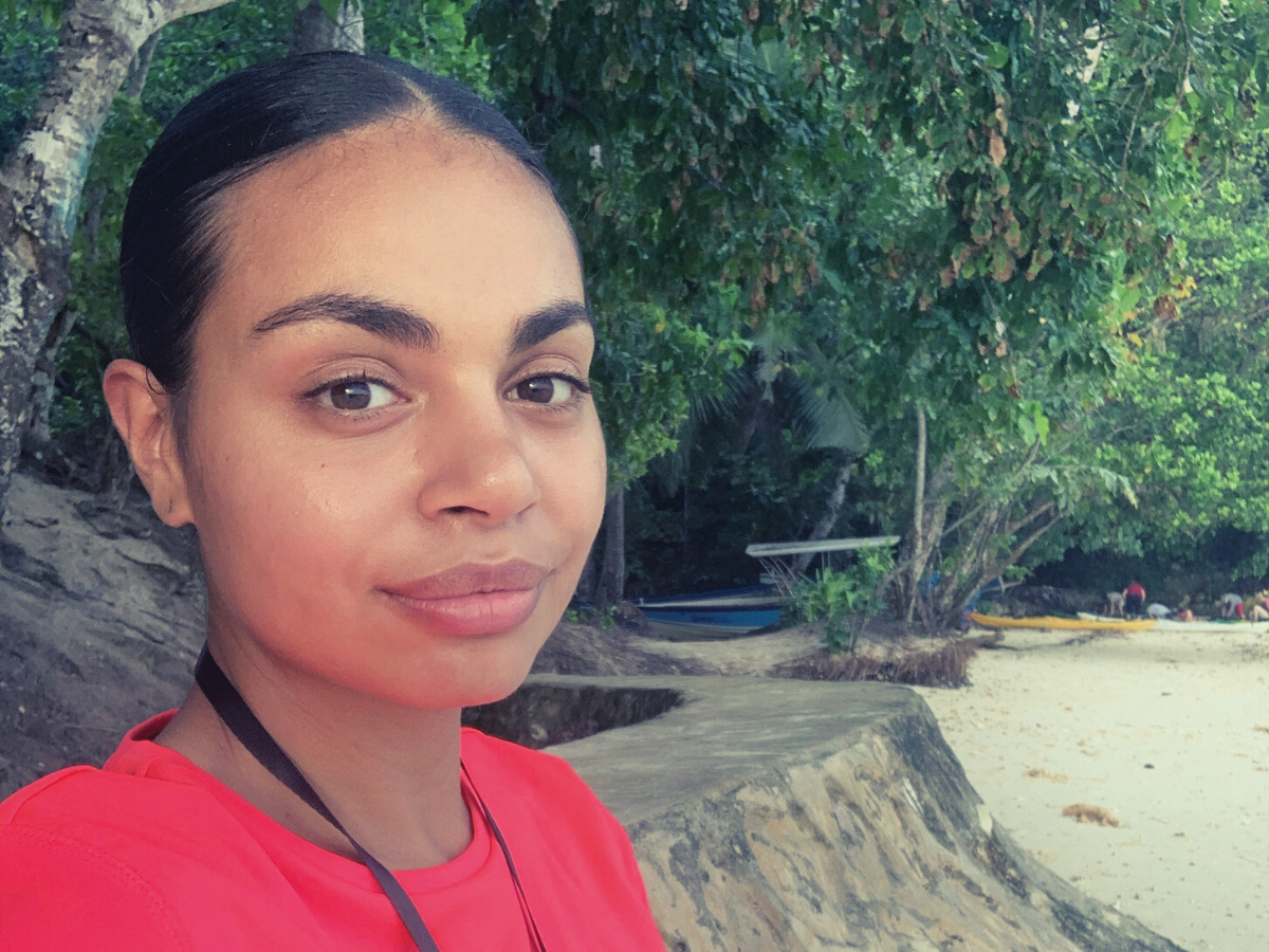 Dubbelbloed - Cheyenne Kooistra | Papua dalam hatiku